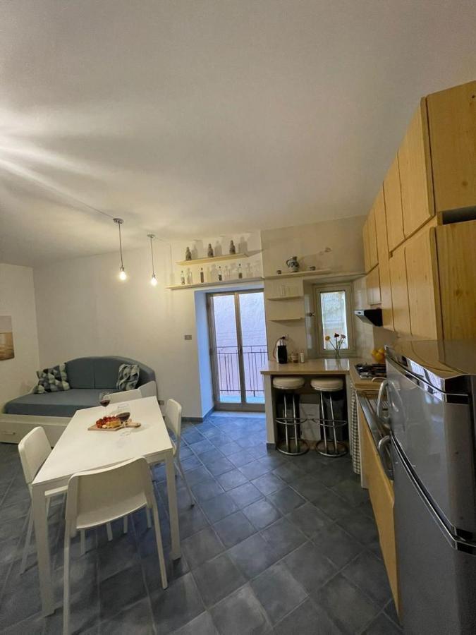 Al Cortile Lägenhet Cefalù Exteriör bild
